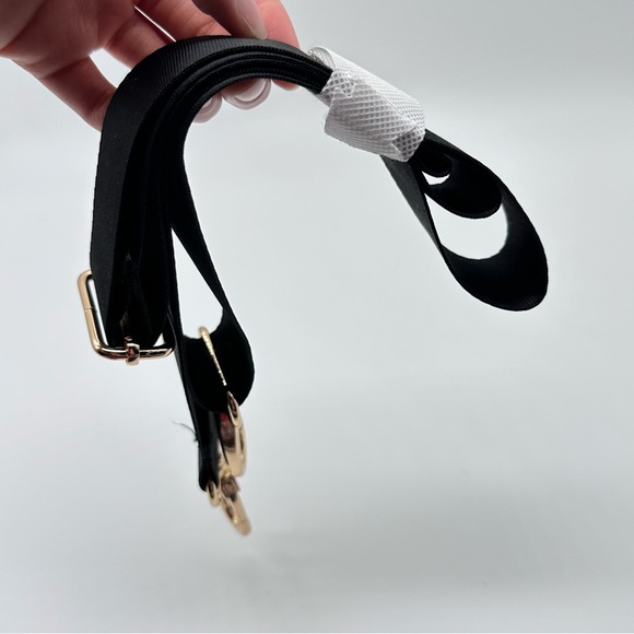 Bioworld x Sanrio Hello Kitty Faux Leather Carry-on Luggage Bag - Picture 9 of 12